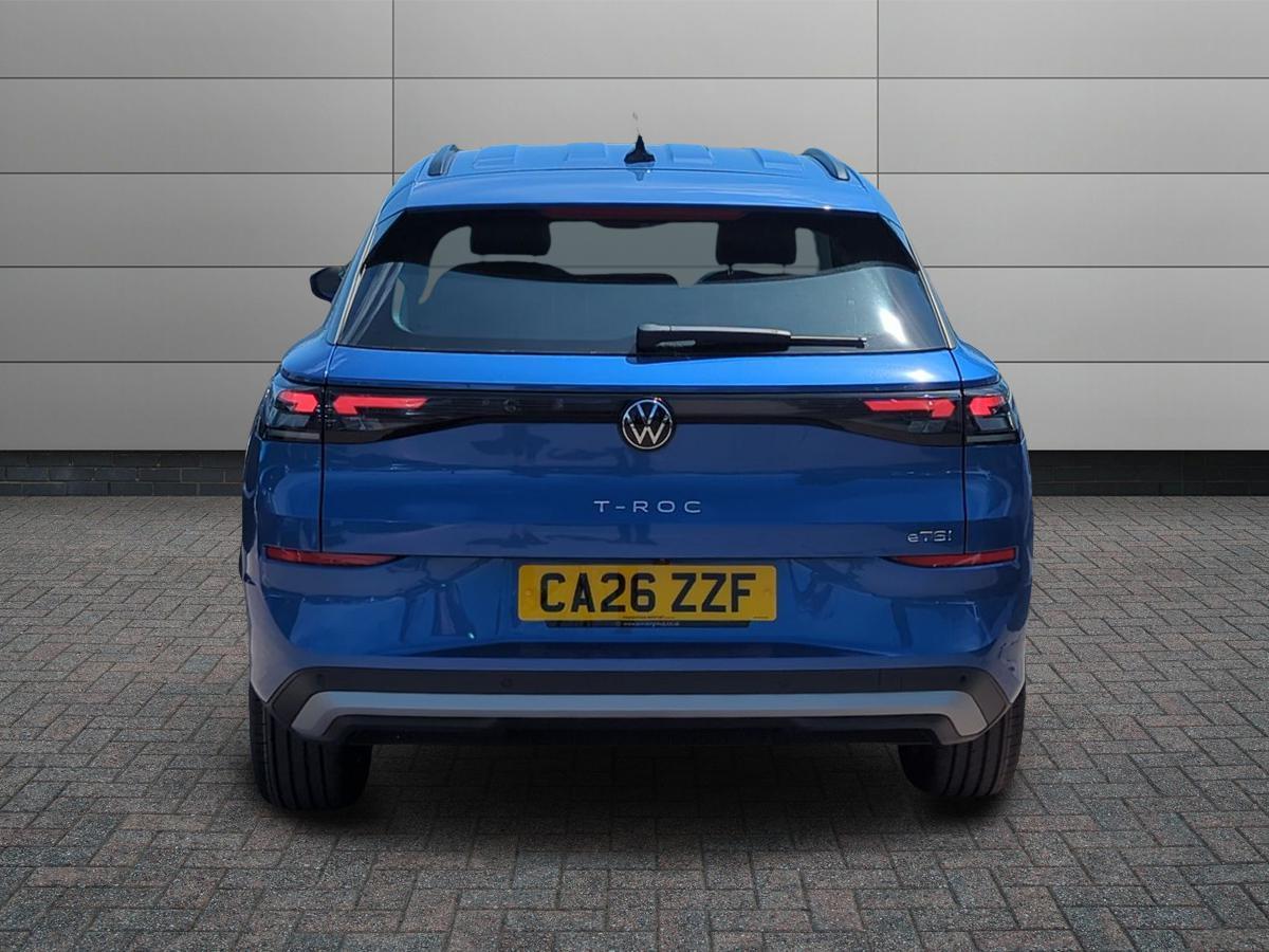 Volkswagen T-Roc Photo at-259f68e7fc6b434896b3f23327de102f.jpg