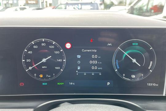 Hyundai TUCSON Photo at-25b2e15e00a24a7c9e3ebe41e36674fd.jpg