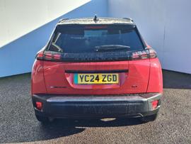 Peugeot E-2008 Photo 3