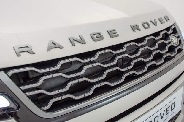 Land Rover RANGE ROVER EVOQUE Photo at-25cefb926ce4442f93234c90ec1f67c3.jpg