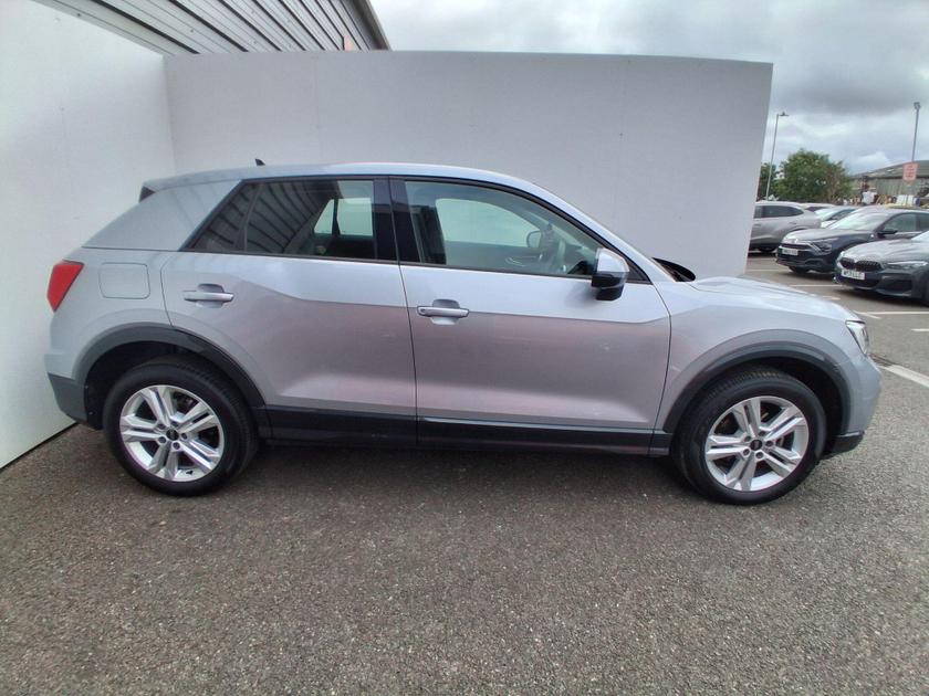 Audi Q2 Photo at-25cfcc8df18b44058ca1de4a5cefaff2.jpg