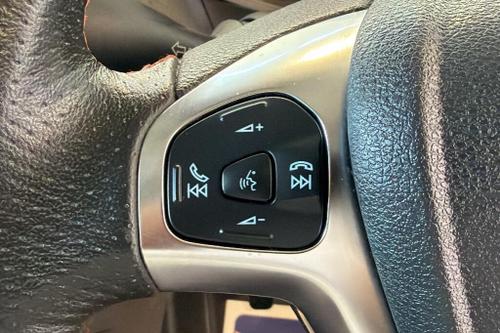Ford TRANSIT COURIER Photo at-25f01b169f384179bf4f2c192870b328.jpg