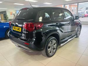 Suzuki Vitara Photo 3