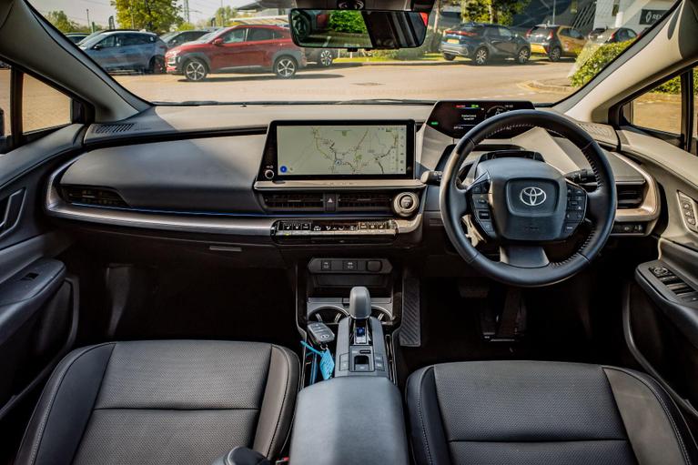 Used Toyota Prius WU25KUT 8