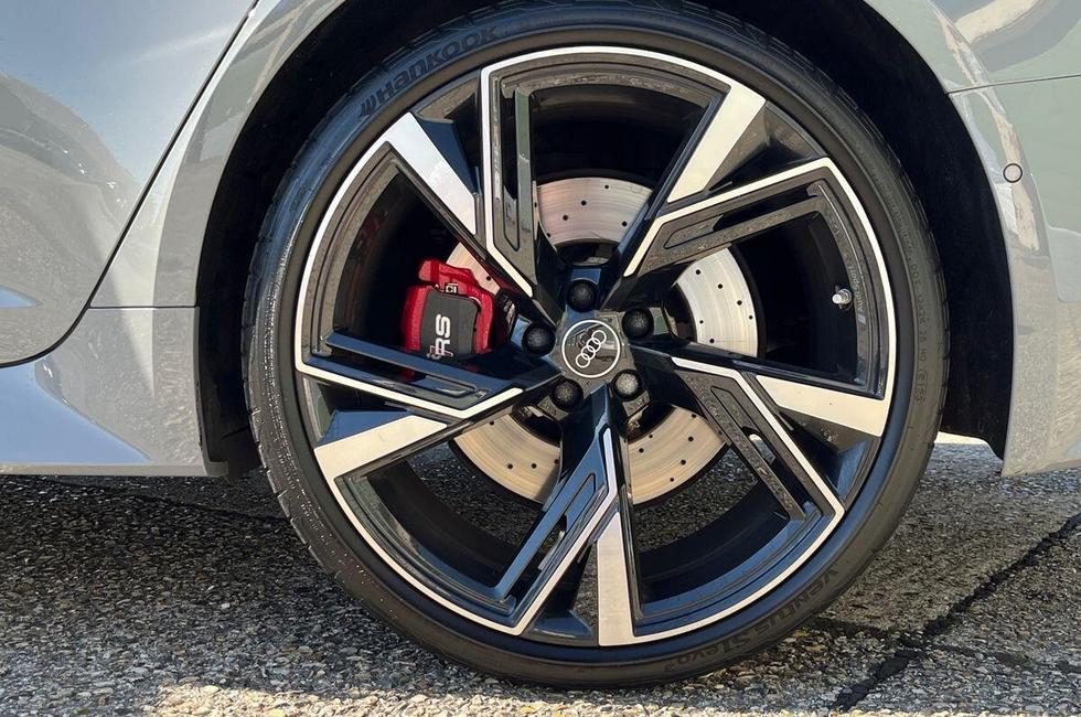 Audi RS6 Photo at-2689c3ea8c56406f876268e3ef6a6763.jpg
