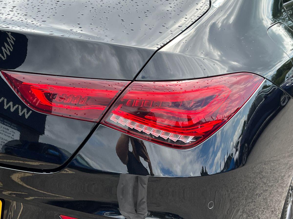 Mercedes-Benz CLA Photo 21