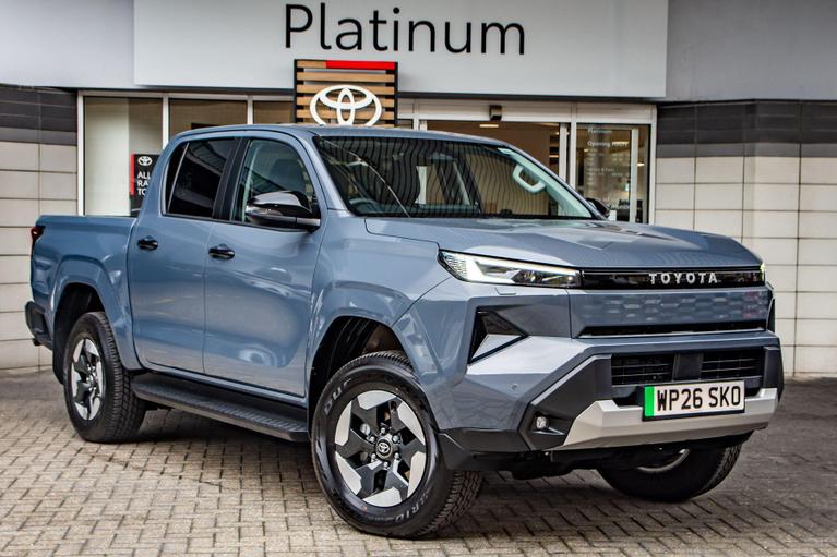 Used Toyota Hilux WP26SKO 1