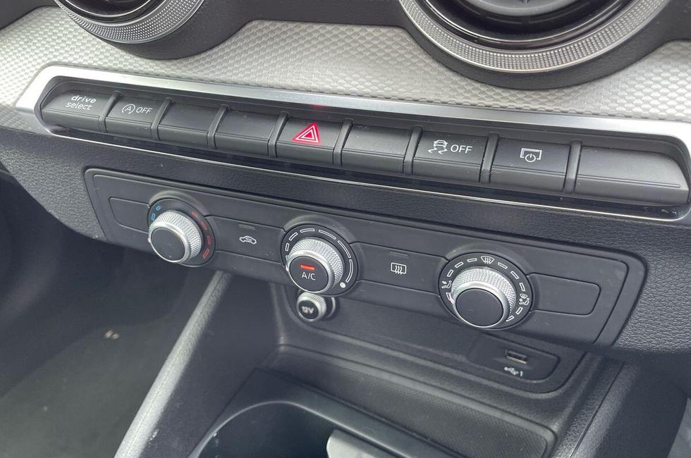 Audi Q2 Photo at-26de42a72f144209be2ca10466590dee.jpg