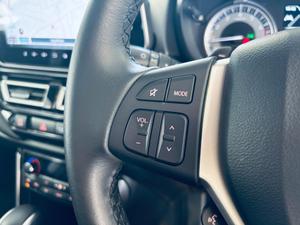 Suzuki S-Cross Photo 35