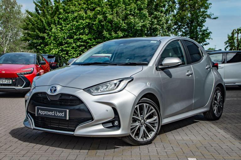 Used Toyota Yaris WU24OPR 19