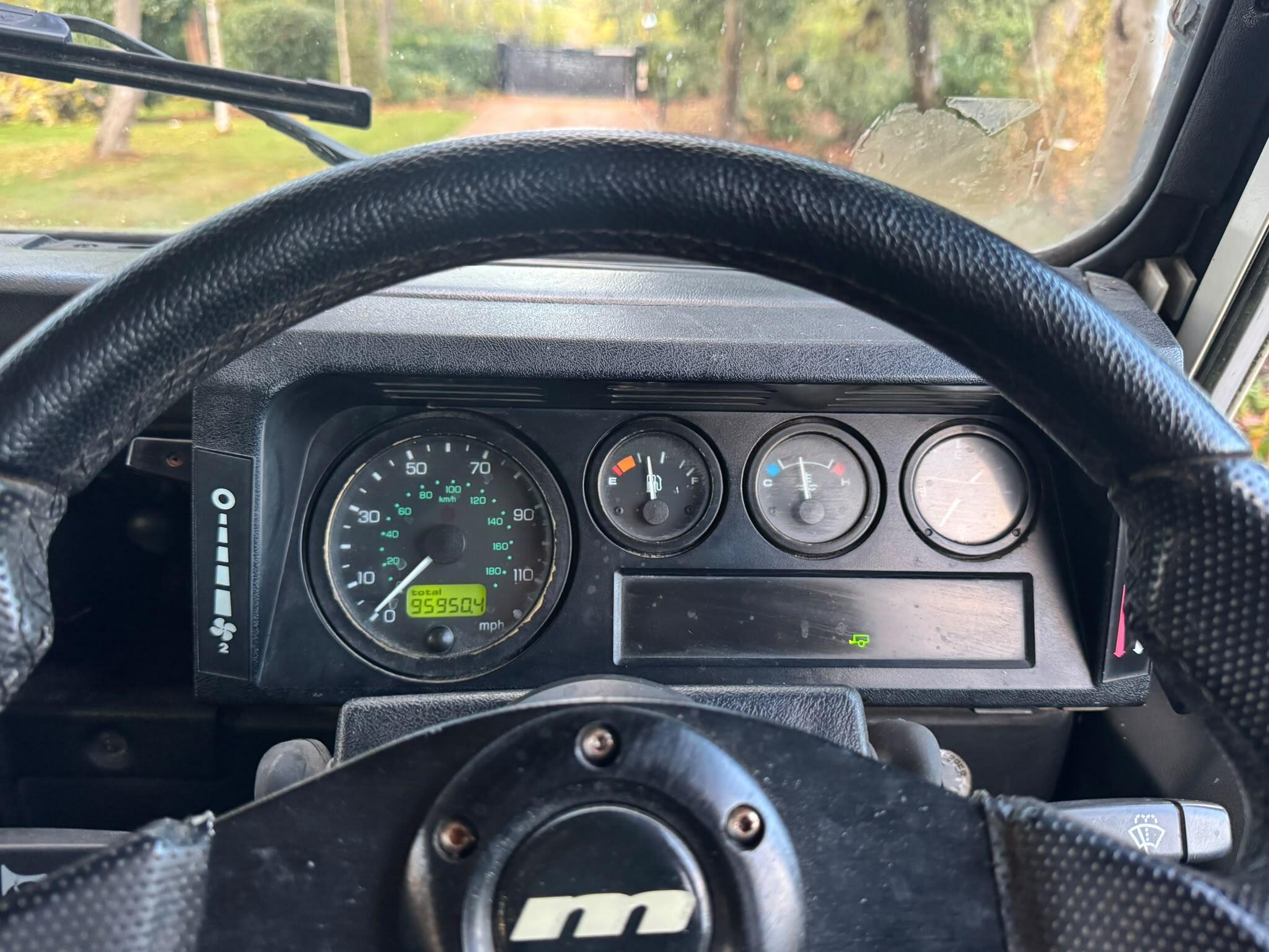 Land Rover Defender 130 2.5 TD5 4dr (High capacity) — photo 14