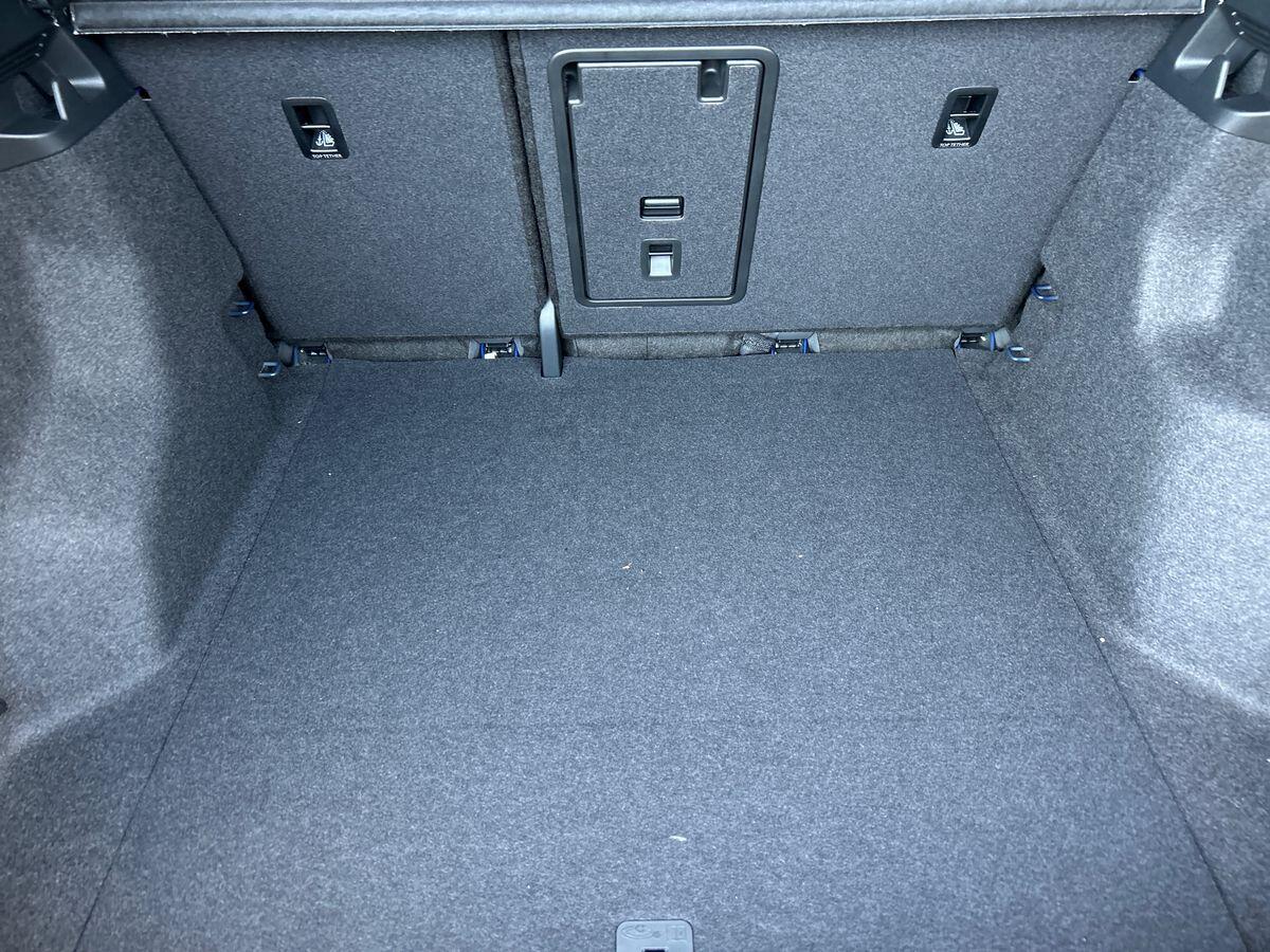 Volkswagen ID.4 Photo at-279b1456643643b4afb5a8aaf58bfe62.jpg
