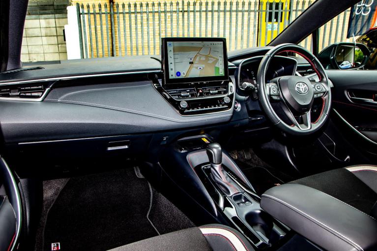 Used Toyota Corolla FP74WMW 14