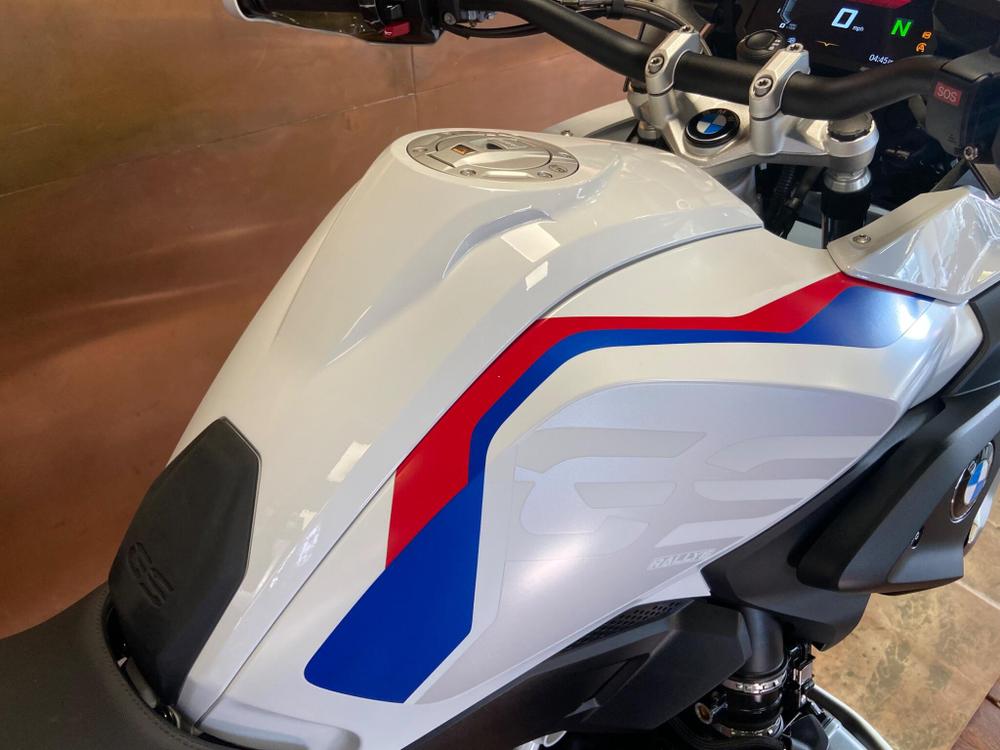 BMW R 1250 GS Photo at-27d3008b1f8342389e27029158fc5b4a.jpg