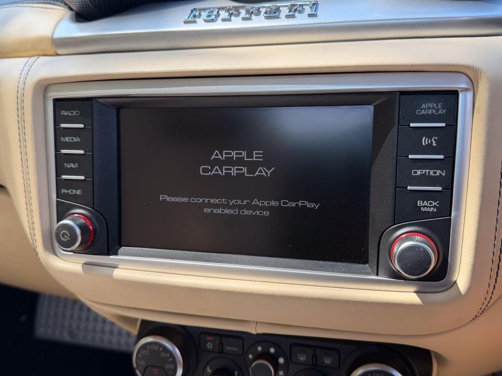 Used Ferrari California OW65KHJ 24