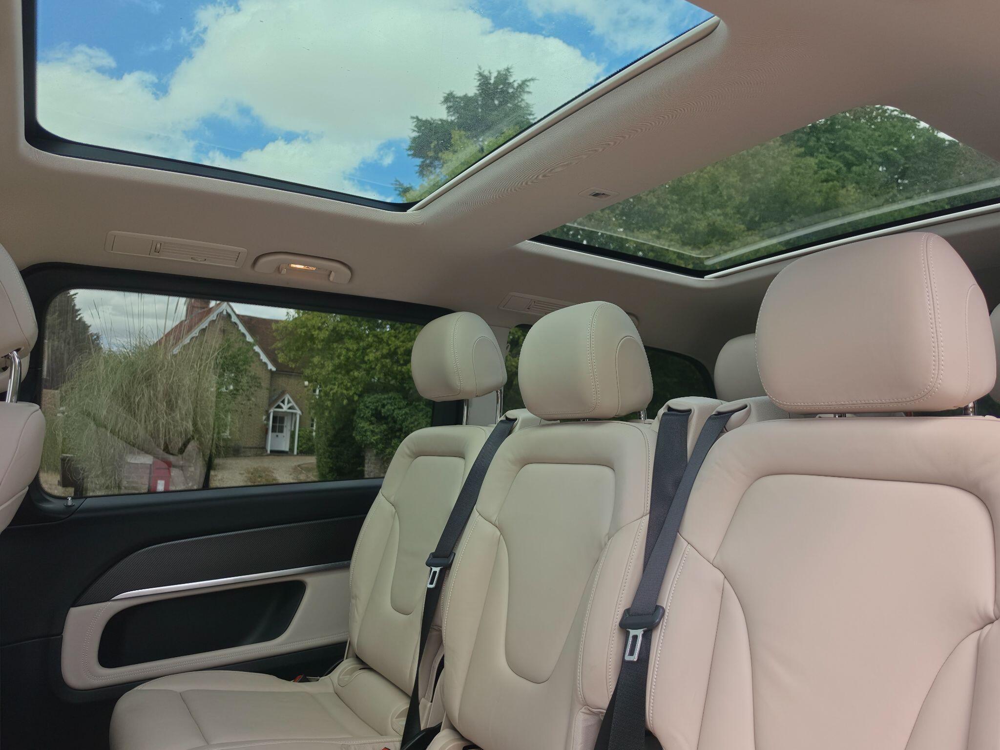 Mercedes-Benz V Class 2.2 V250d AMG Line G-Tronic+ Euro 6 (s/s) 5dr 8 Seat LWB — photo 15