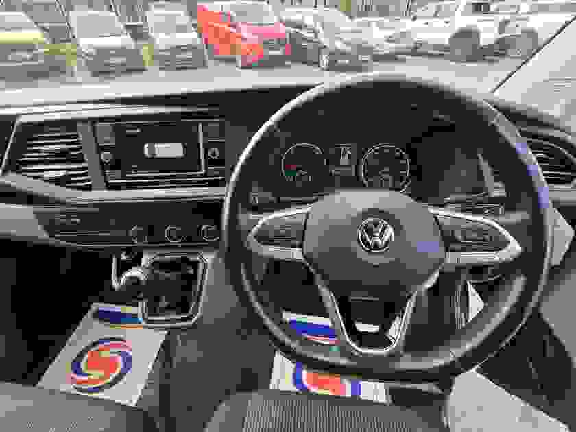 Volkswagen Transporter Photo at-27fd03b36a2b4134bf089577e068f9d7.jpg