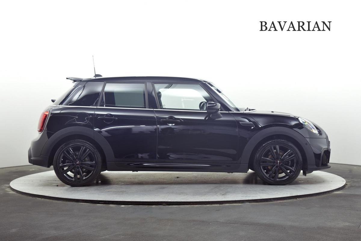 MINI Cooper Midnight Black Colour - CarWale