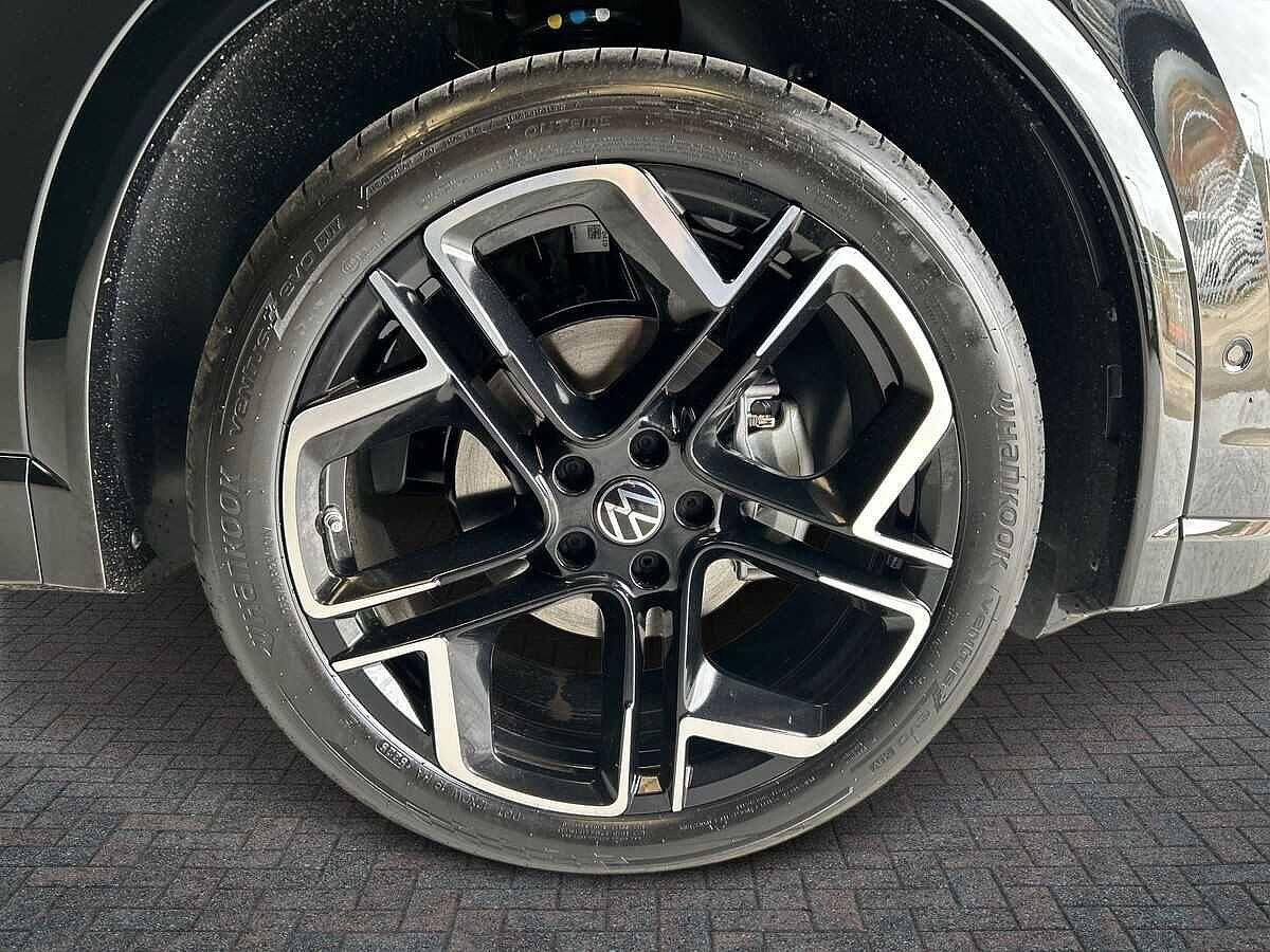 Volkswagen Tiguan Photo at-285d15960907481bb56c94ab51b67333.jpg