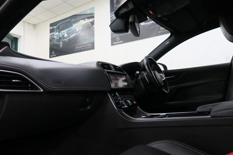 Used Jaguar XE AE18BDY 8