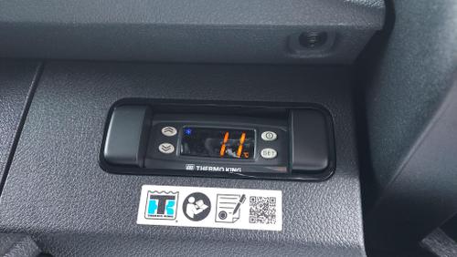 Mercedes-Benz Sprinter Photo at-28b9704408fd467888de4fe4aafe2534.jpg