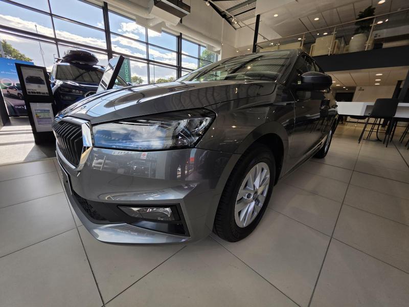 Skoda Fabia Photo at-28b9965eeb0a45779a8afa8bab7e859e.jpg
