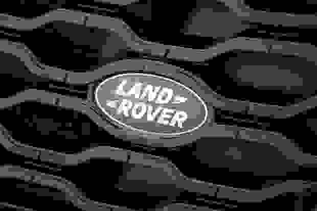 Land Rover RANGE ROVER VELAR Photo at-28d96d9f426b42fe80a37db0a4c2a5af.jpg