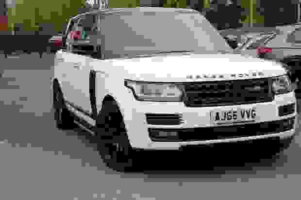 Land Rover Range Rover Photo at-28dd165bb6cc49969a6ea6597b8de47c.jpg