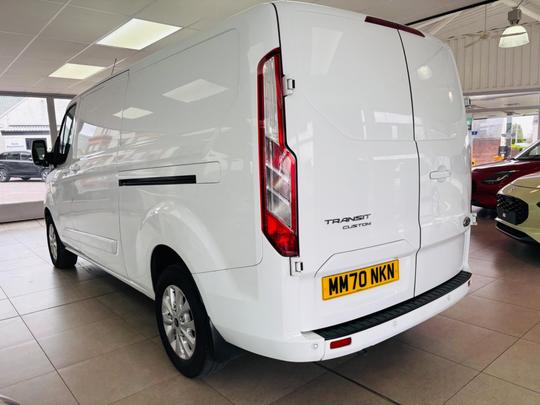 Ford Transit Custom Photo at-28dfc5418bcd4e389f2db075e783f33c.jpg