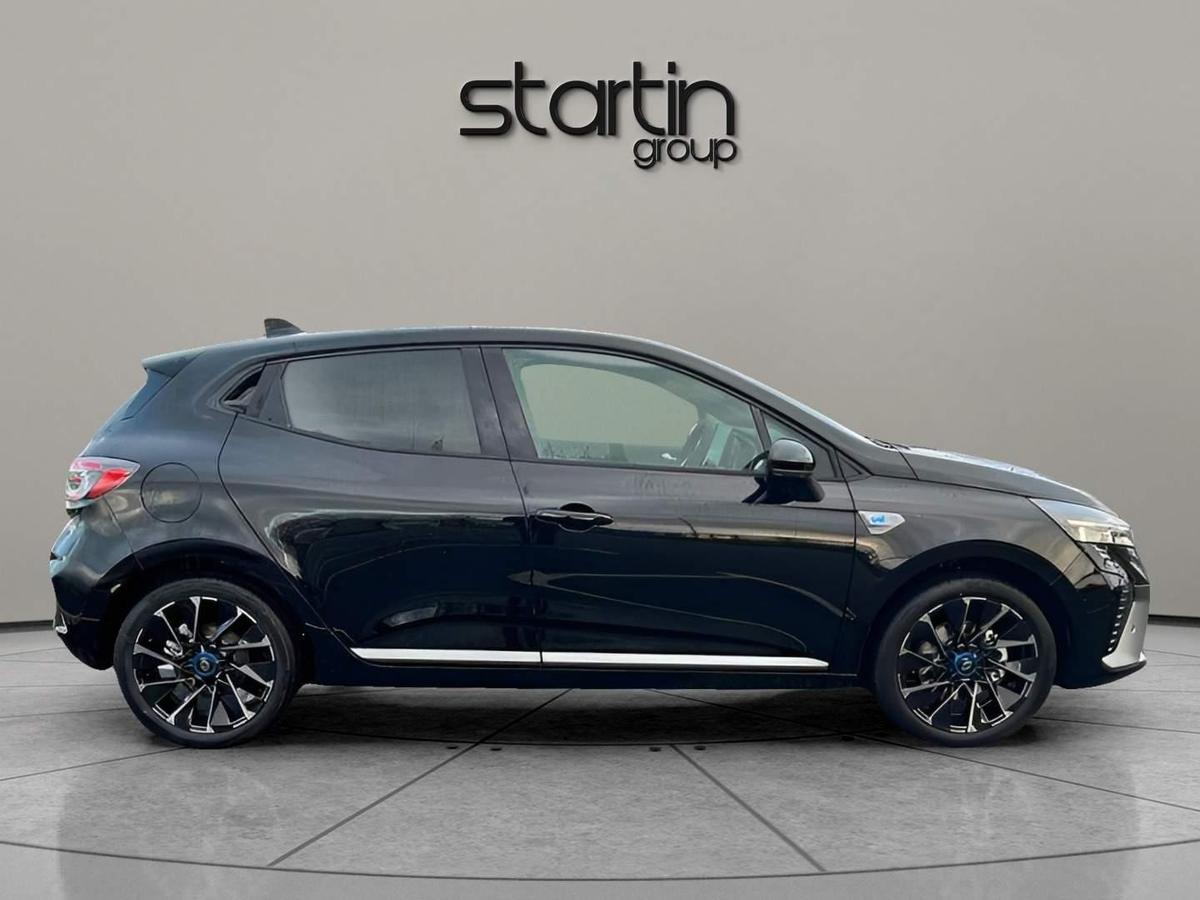 NUOVA CLIO esprit Alpine E-Tech full hybrid 145 HEV Automatico 5