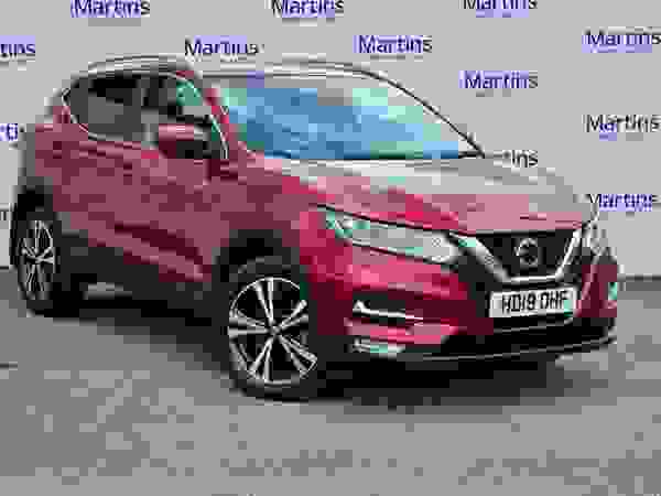Used 2019 Nissan Qashqai 1.5 dCi N-Connecta Euro 6 (s/s) 5dr Red at Martins Group