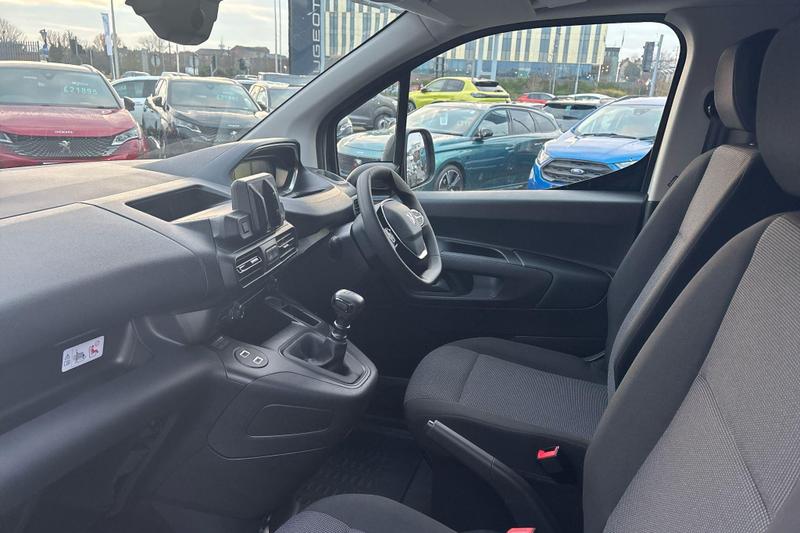 Used Peugeot Partner 202512188681697 14