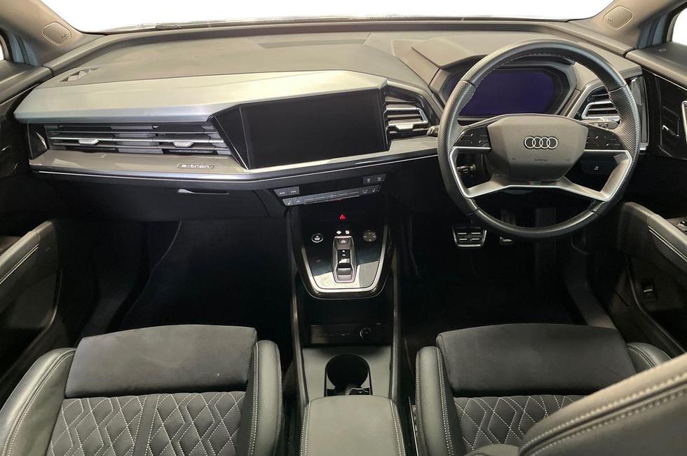 Audi Q4 Photo at-291b94798b5b46b7b0095c2fbeb61b80.jpg