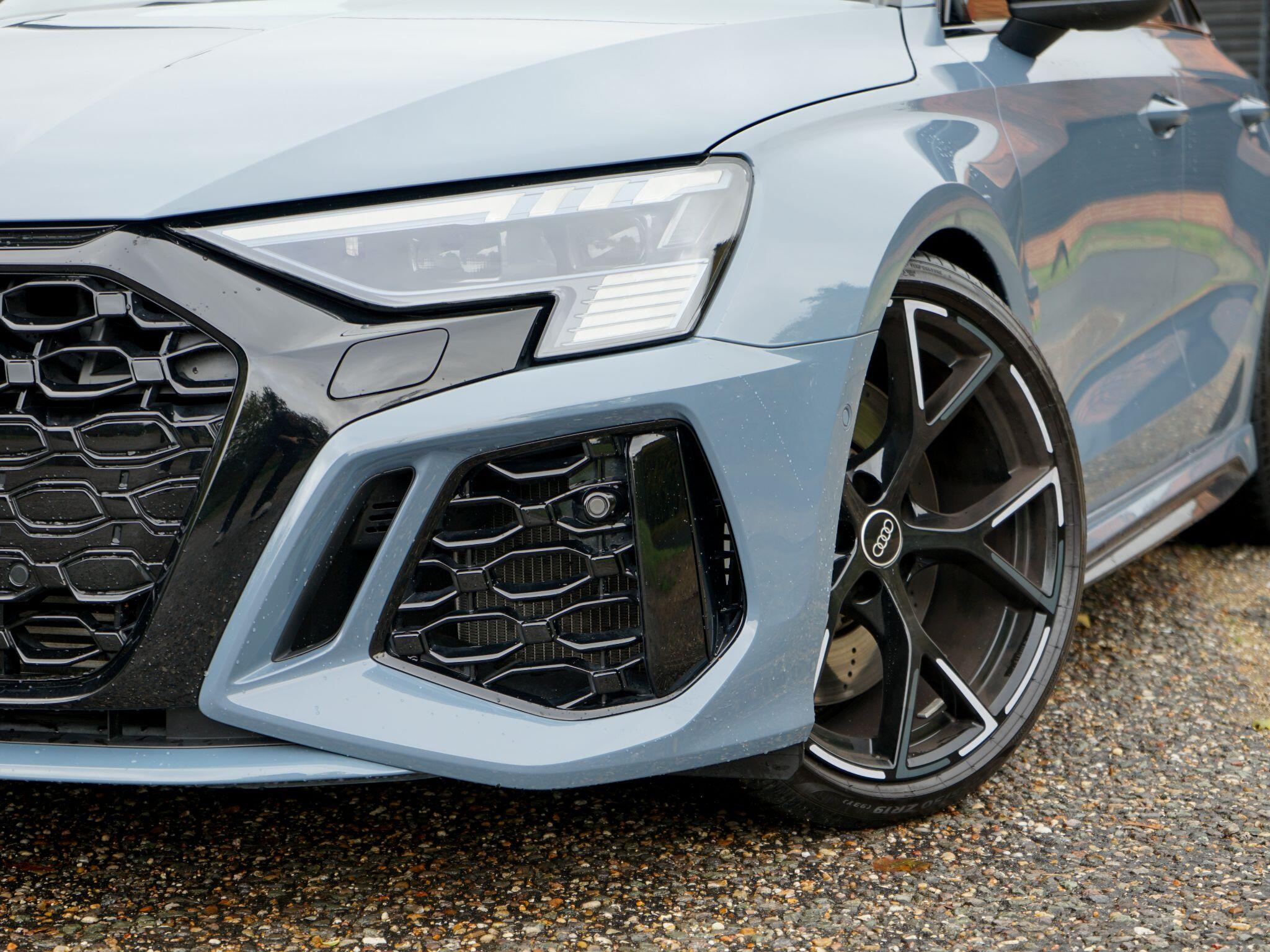 Audi RS3 2.5 TFSI Vorsprung Sportback S Tronic quattro Euro 6 (s/s) 5dr — photo 13