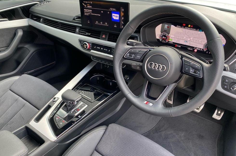 Audi A4 Photo at-293c7911e44544ab8364be6b806bc1be.jpg
