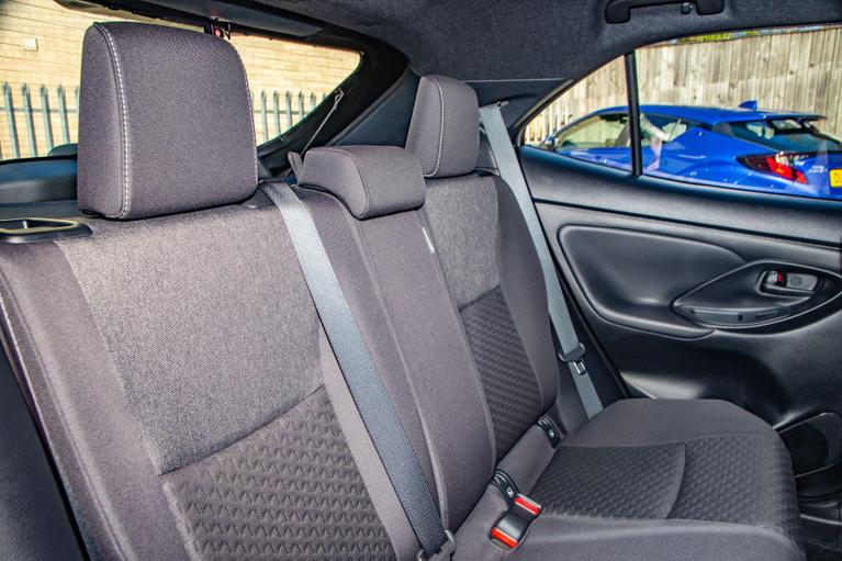 Used Toyota Yaris Cross GL24LNE 15