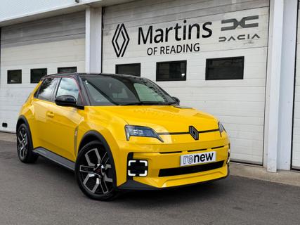Used 2025 Renault 5 E-Tech electric comfort range 52kWh techno Hatchback 5dr Electric Auto (150 ps) at Martins Group