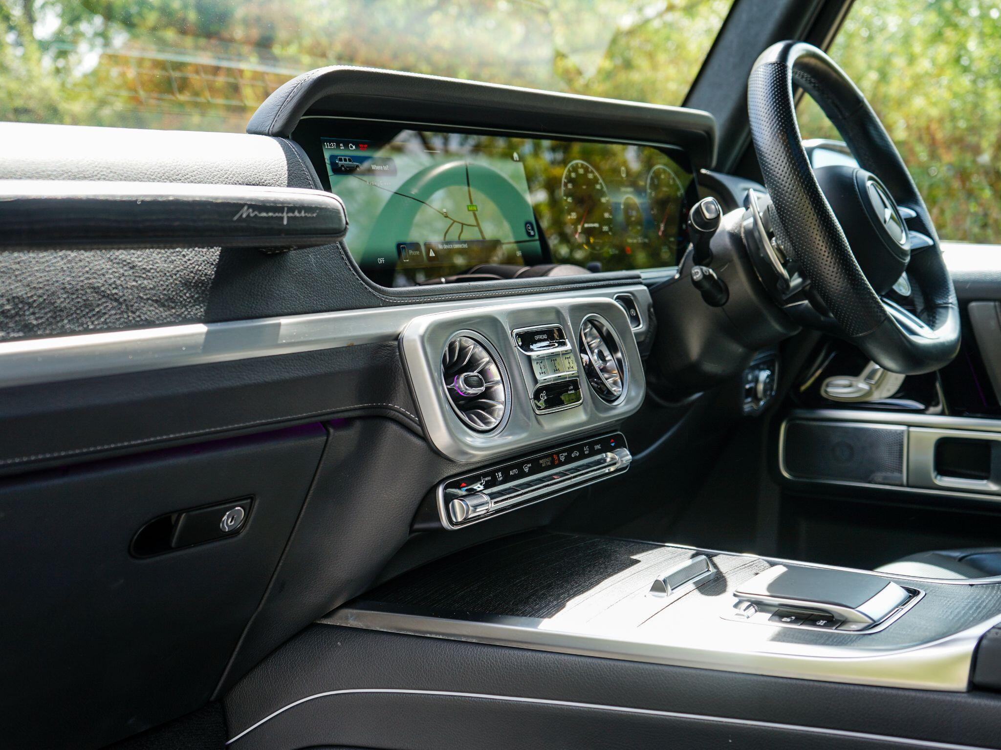 Mercedes-Benz G Class 4.0 G63 V8 BiTurbo MHEV AMG SpdS+9GT 4WD Euro 6 (s/s) 5dr — photo 21