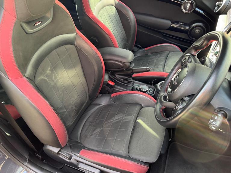Used MINI Hatch YD16YAN 17