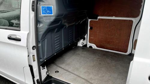 Mercedes-Benz Vito Photo at-298ca6f80a5b4e0ea3c5aae750b48ca1.jpg