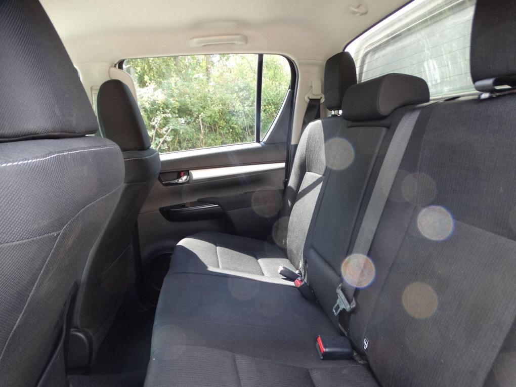 Used Toyota Hilux GC21BGZ 17