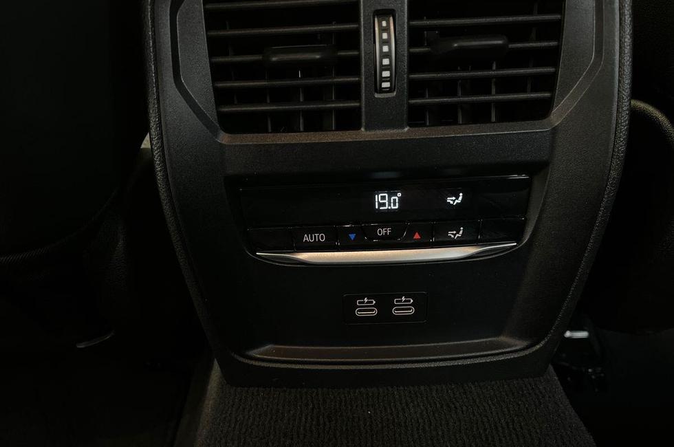 BMW 3 Series Photo at-29a2dd6cb646432cb4f0adf1a5d30546.jpg