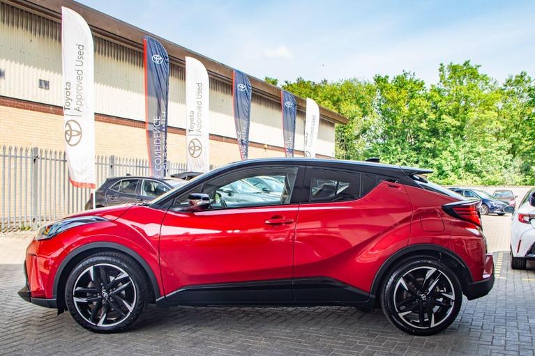 Used Toyota C-HR WU22UTC 10