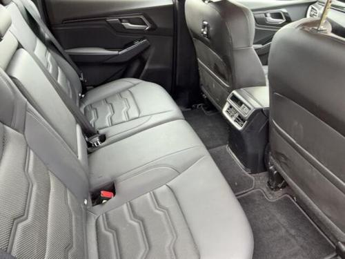 Isuzu D-MAX Photo at-29ae45851a914f6bac8300ae285da1f3.jpg