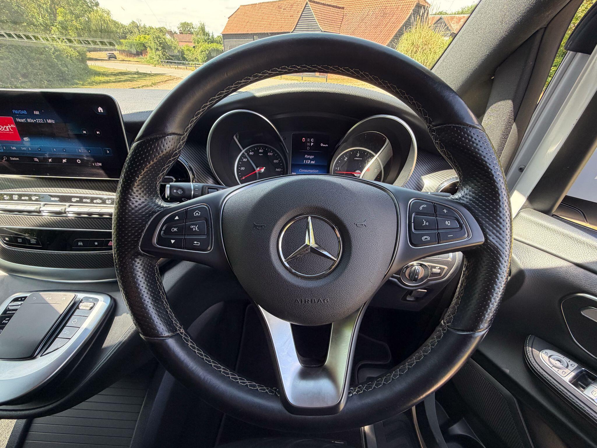 Mercedes-Benz V Class 2.0 V300d AMG Line G-Tronic+ Euro 6 (s/s) 5dr XLWB — photo 8