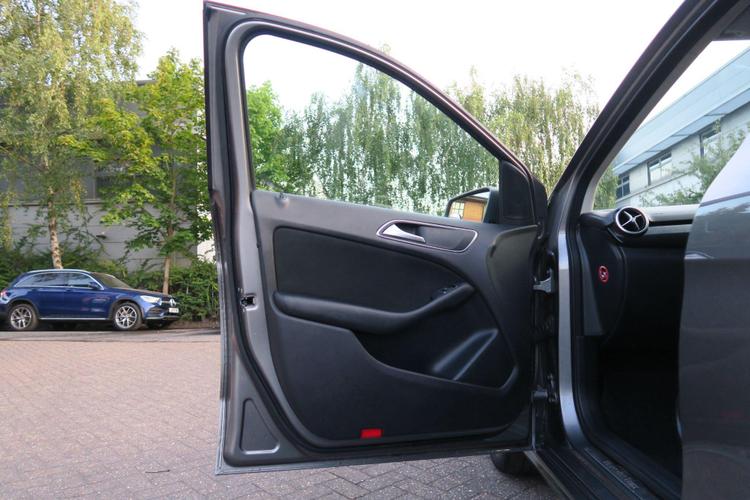 Used Mercedes-Benz B Class WP62ECD 14