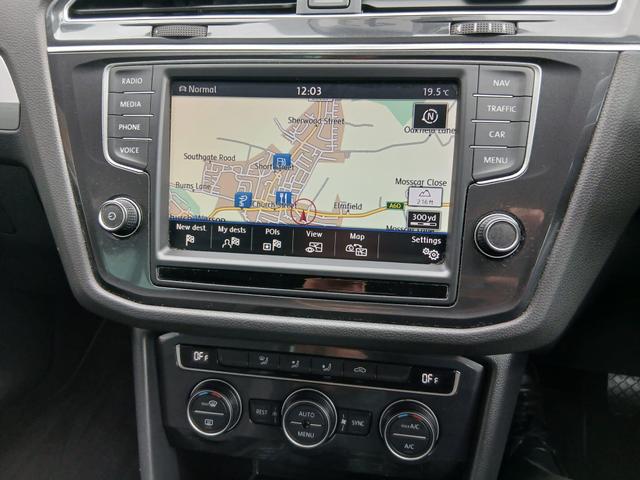 Used Volkswagen Tiguan PN66MWG 29