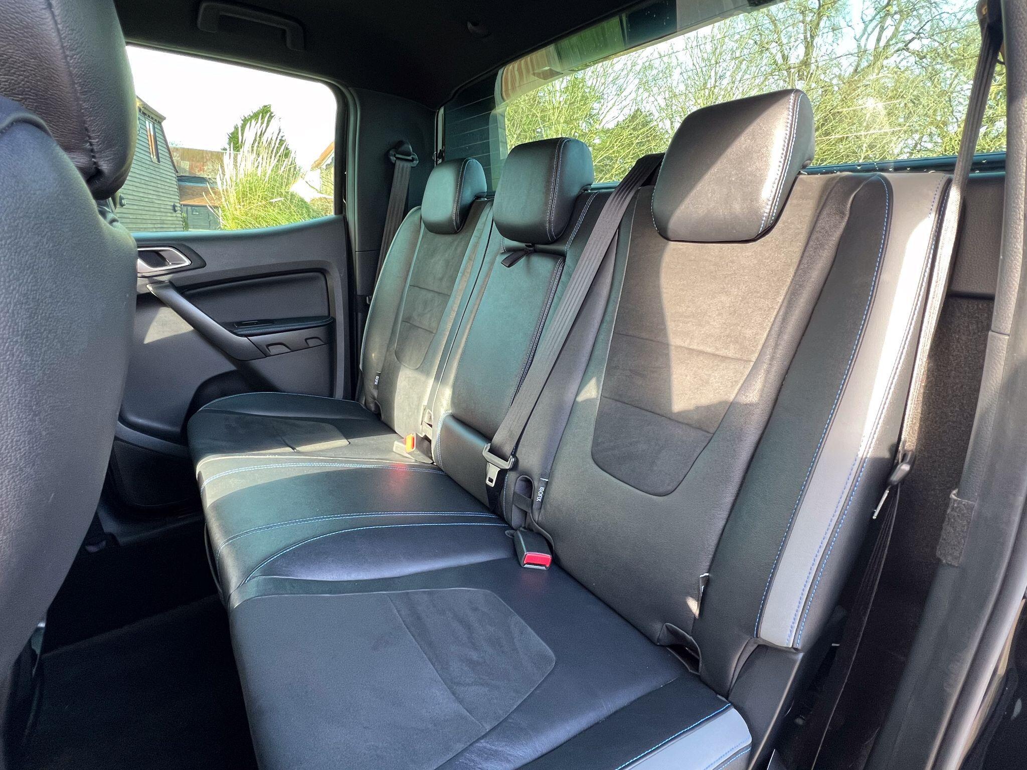 Ford Ranger 2.0 EcoBlue Raptor Auto 4WD Euro 6 (s/s) 4dr — photo 19