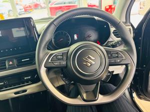 Suzuki Swift Photo 33