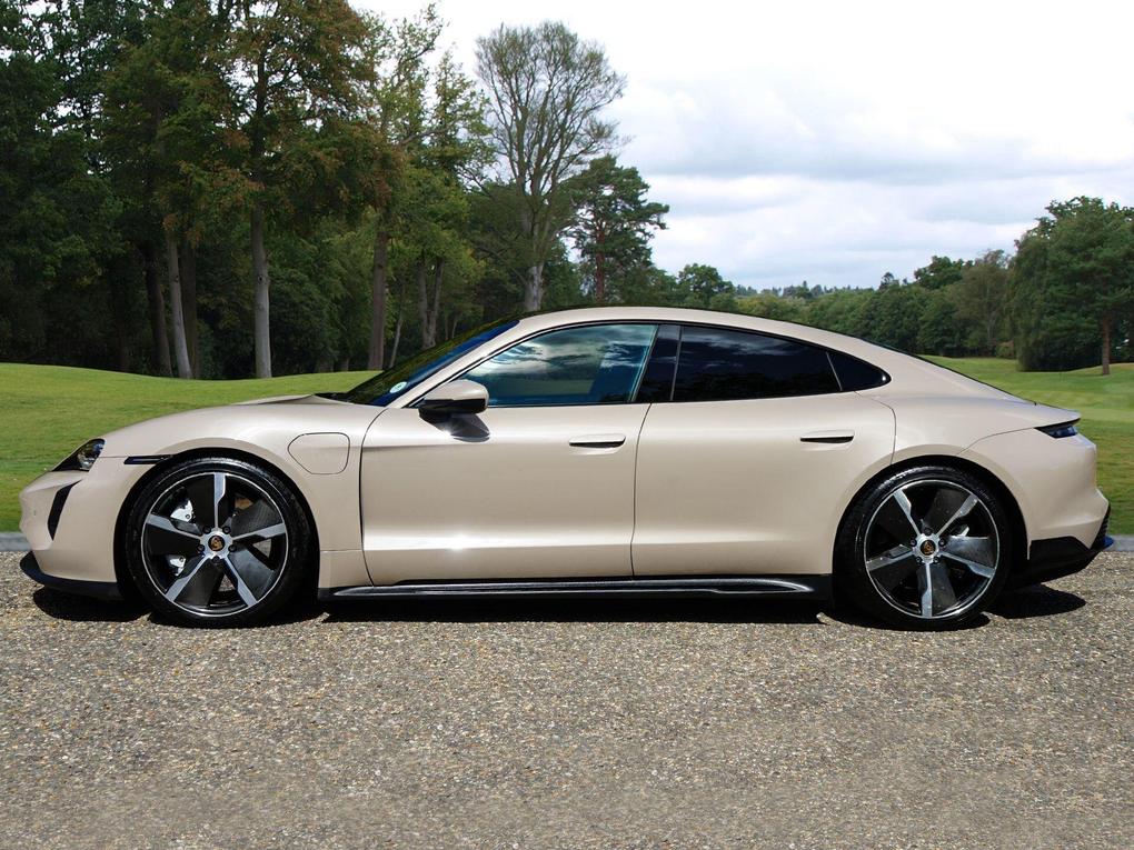 Used Porsche Taycan LV22MZD 2
